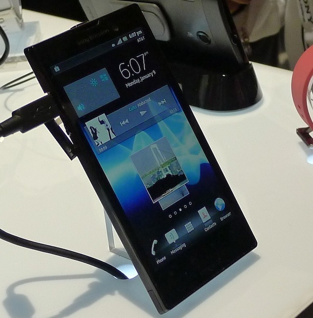 Hands on with Sony’s first independent smartphone, the Xperia Ion | Ars ...