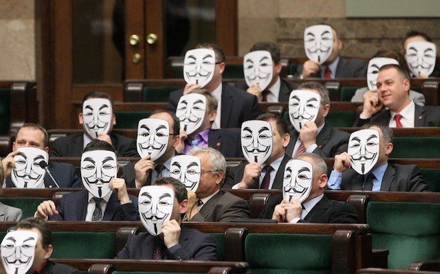 Polish parliamentarians protest ACTA