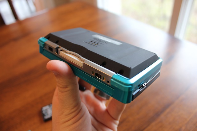 udbrud erotisk neutral Double the playtime? We test Nyko's third-party 3DS battery | Ars Technica