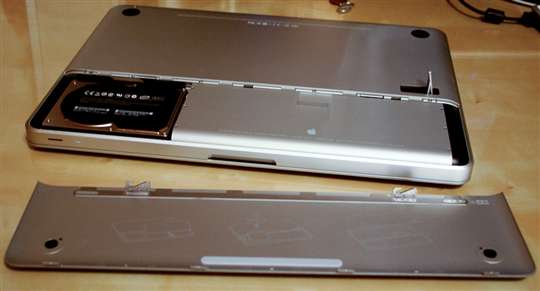 Ars Reviews the 2008 MacBook: weighing the Pros and cons | Ars