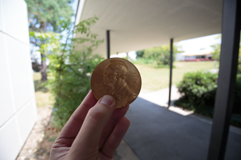 Heinrich Rohrer's medal from the Nobel prize, which he received for inventing the STM with Gerd Binnig. Yes, I got to hold a Nobel prize. Now I just need to win one...