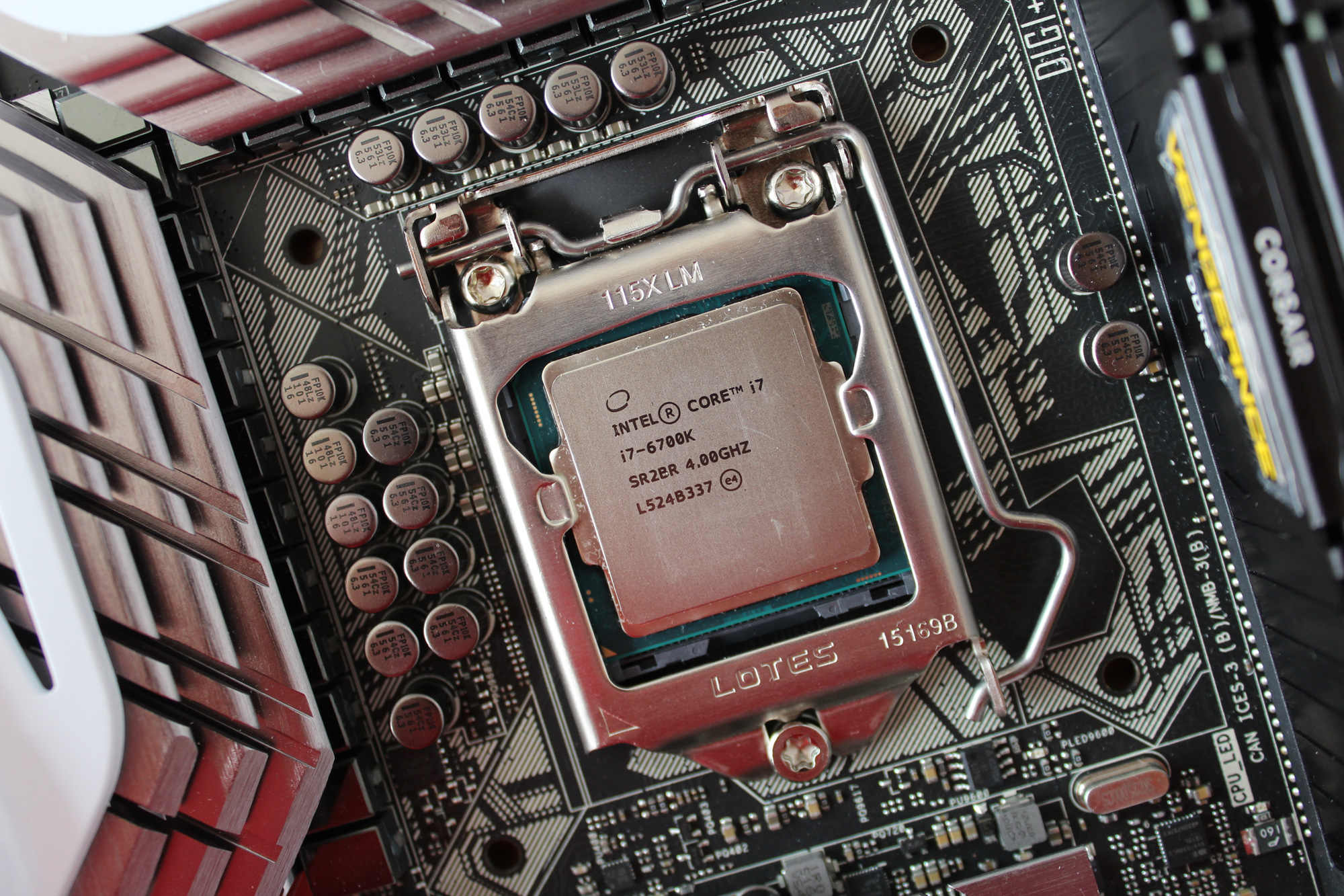 Socket support. Intel Core 6700k. Процессор i7 6700k. Intel Core i7-6700. I7 6700k сокет.