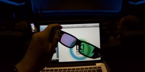 The notch filter on the 3D spectacles is very visible when looking at anything other than the actual cinema screen.