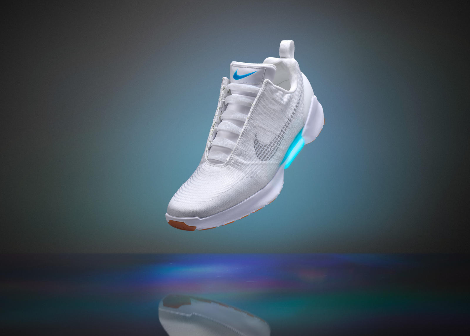 Nike earl price in india best sale