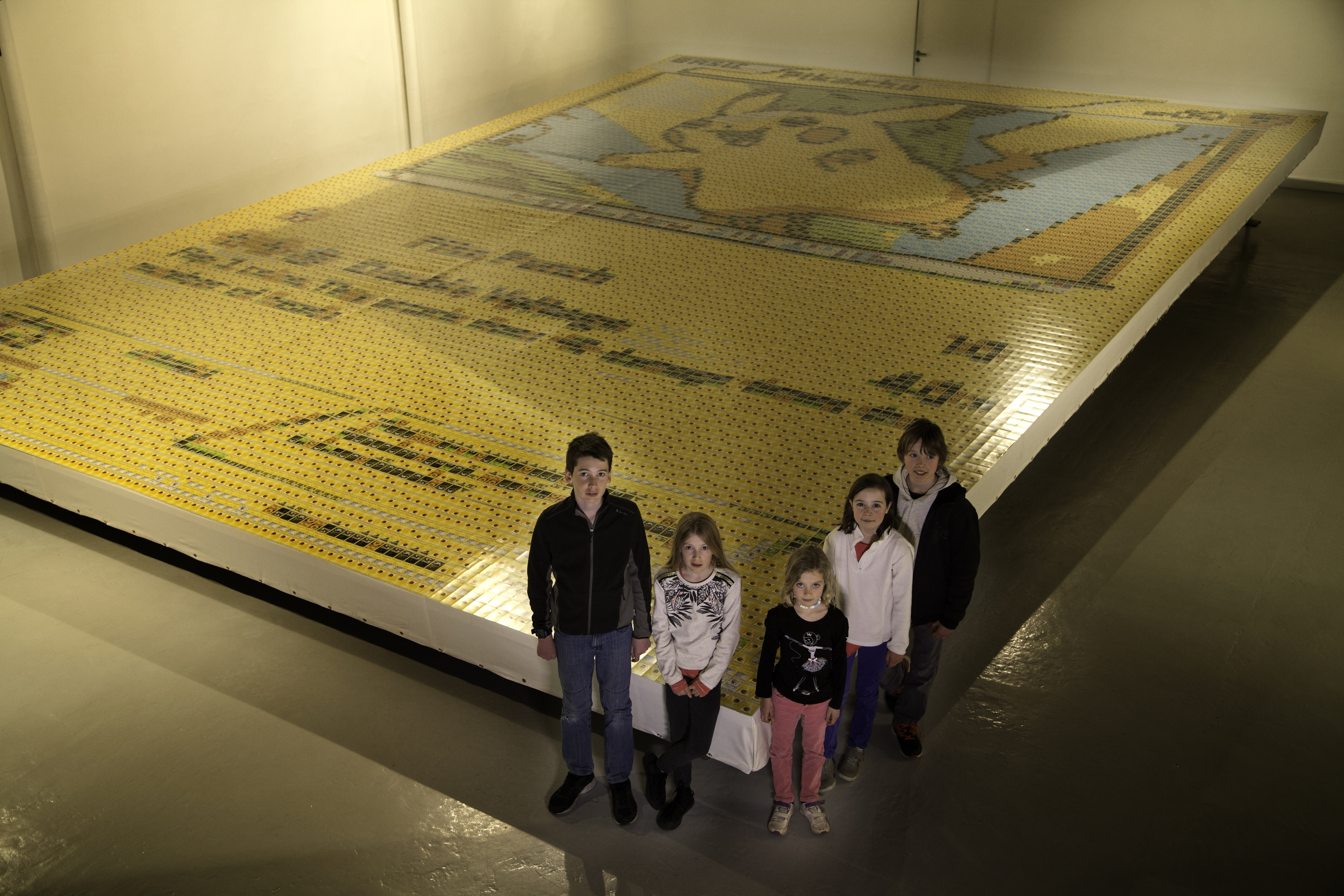 Behold the 30ft tall Pikachu made out of almost 13,000 Pokmon cards - Ars  Technica