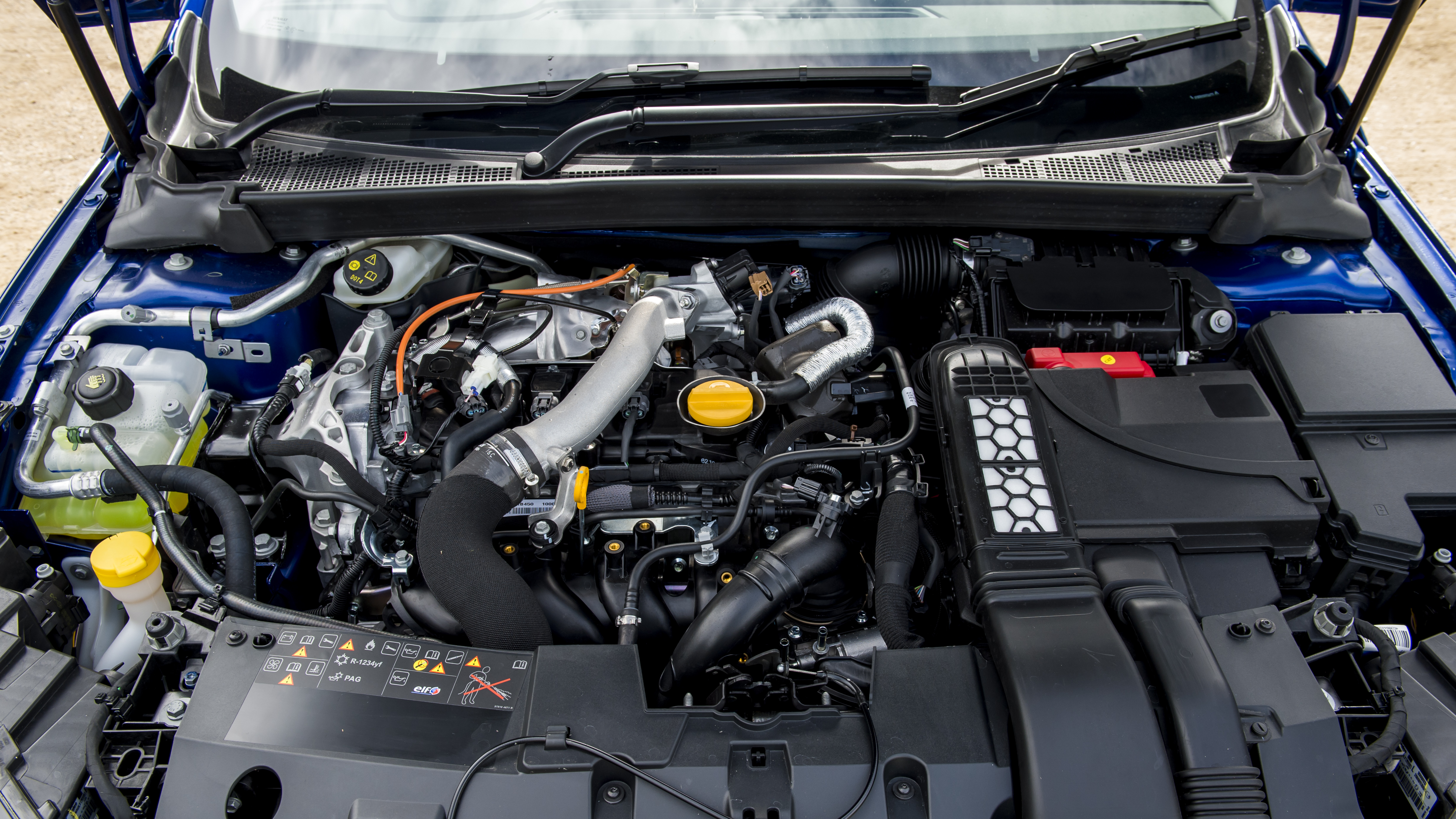 16 Renault Megane Gt Review Clever Tech Four Wheel Steering Va Va Voom Ars Technica