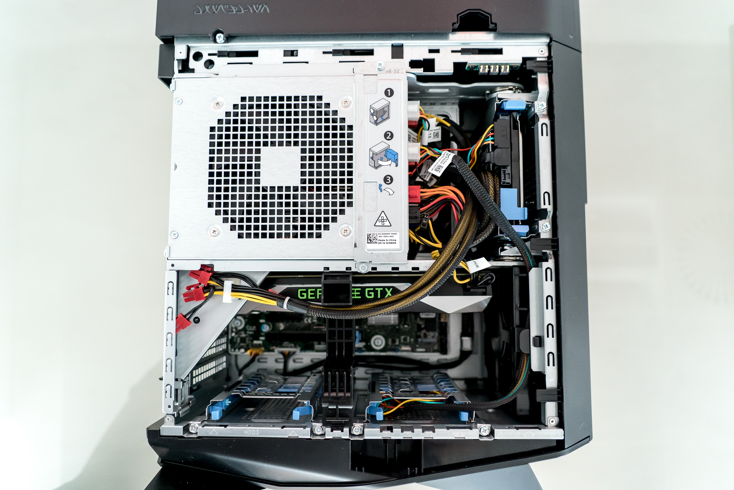 Review: Alienware Aurora proves not all prebuilt gaming PCs are awful ...