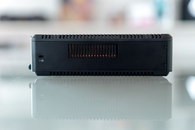 Zotac Zbox EN1060 review: Better than console gaming in a tiny 