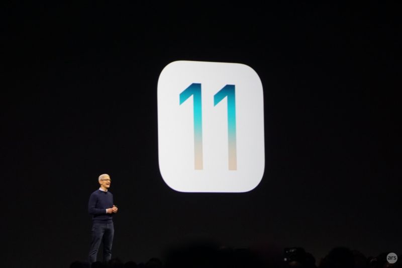 Apple unveils Apple unveils