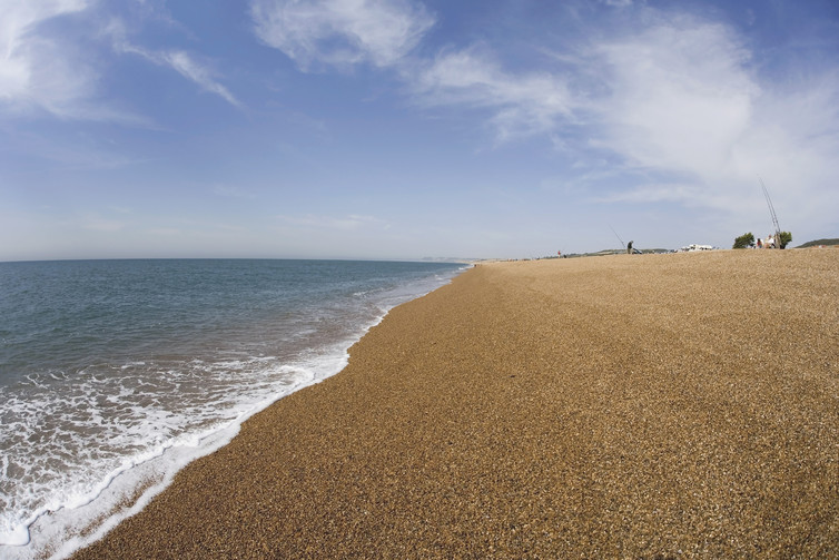 Chesil Beach is 29 km long, 200 meters wide and in places up to 15 meters high.